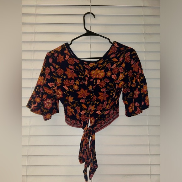 BAND OF GYPSIES TOP - Picture 2 of 2